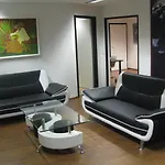 Suite-apartment-essen 호텔 3*