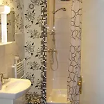 Suite-apartment-essen 3*