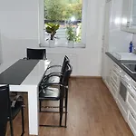 Suite-apartment-essen 3*