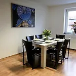 Suite-apartment-essen 3*