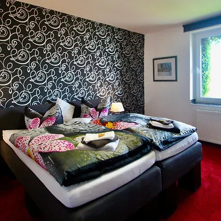 Suite-apartment-essen 3*