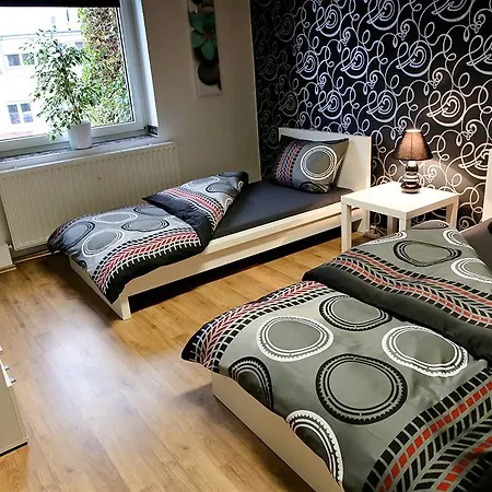 سويت أبارتمنت إيسن 3* إسن