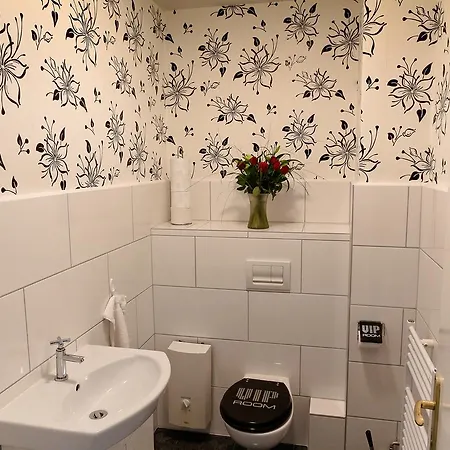 Suite-apartment-essen 3*