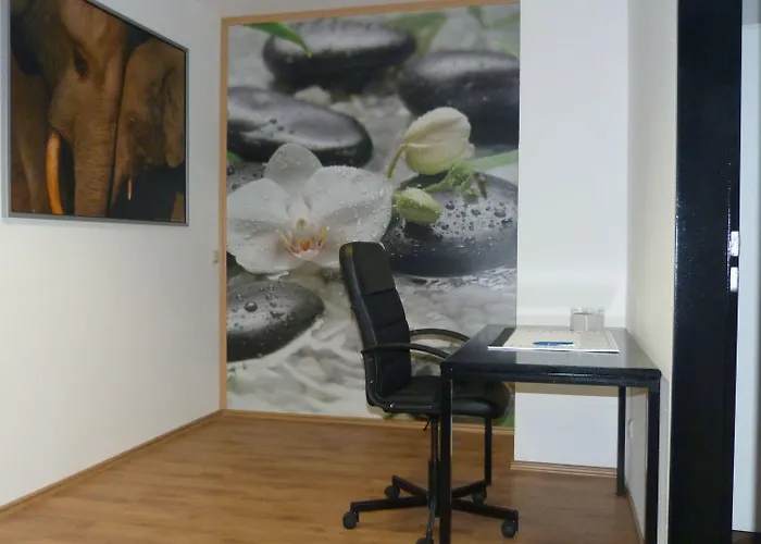 Hotel Suite-apartment-essen 3*