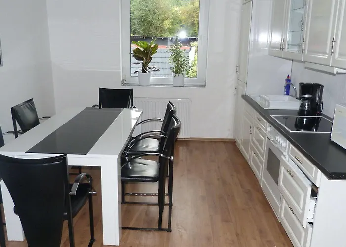 Suite-apartment-essen 3*